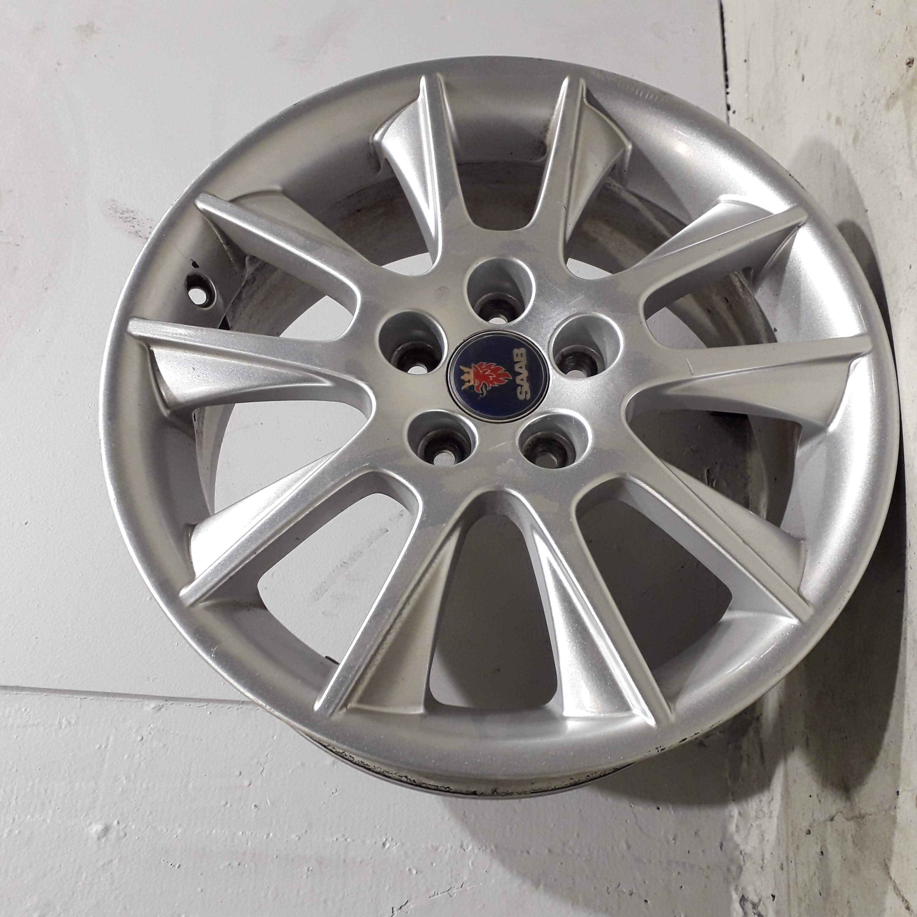 Second-hand rim from SAAB ORG