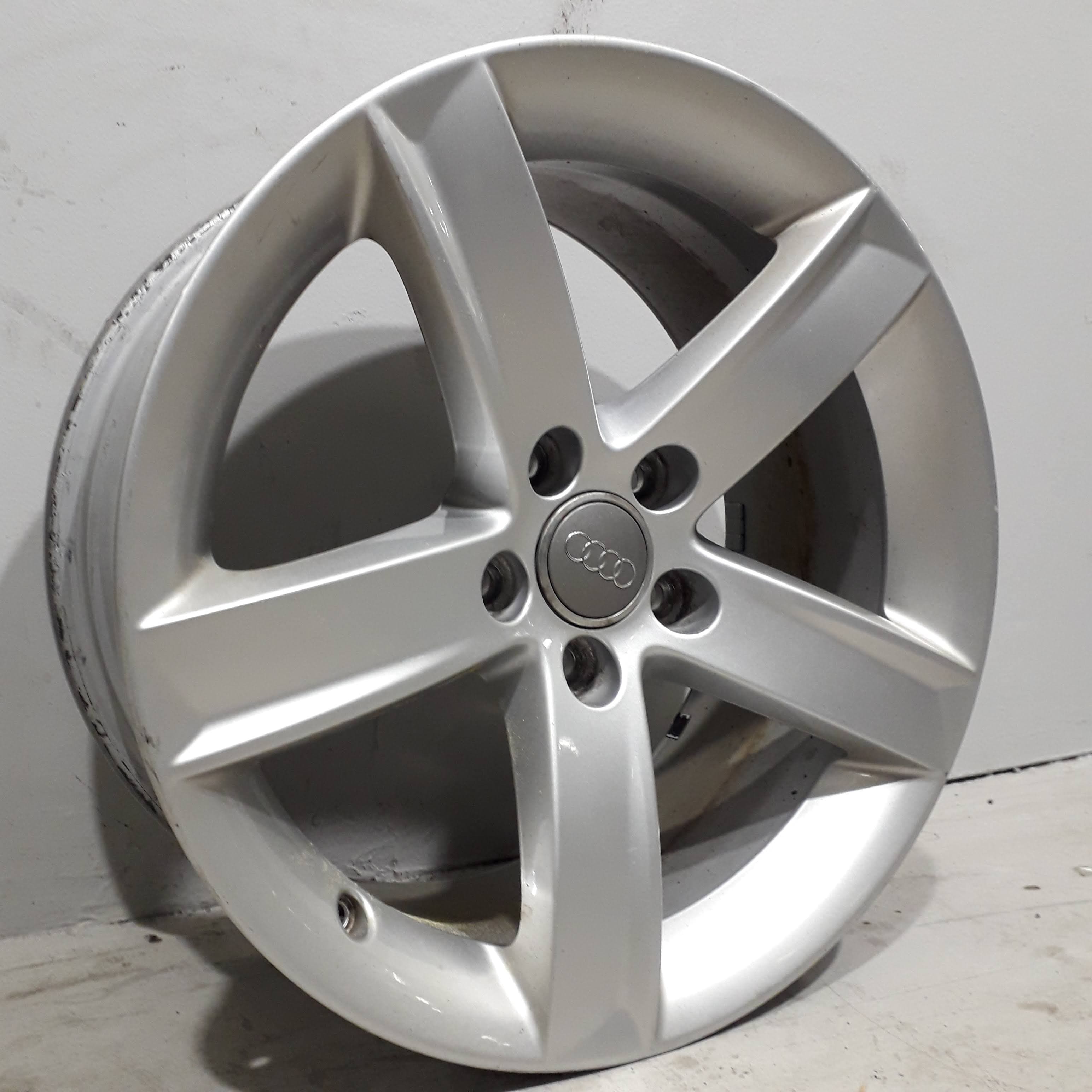 Second-hand rim from AUDI ORG