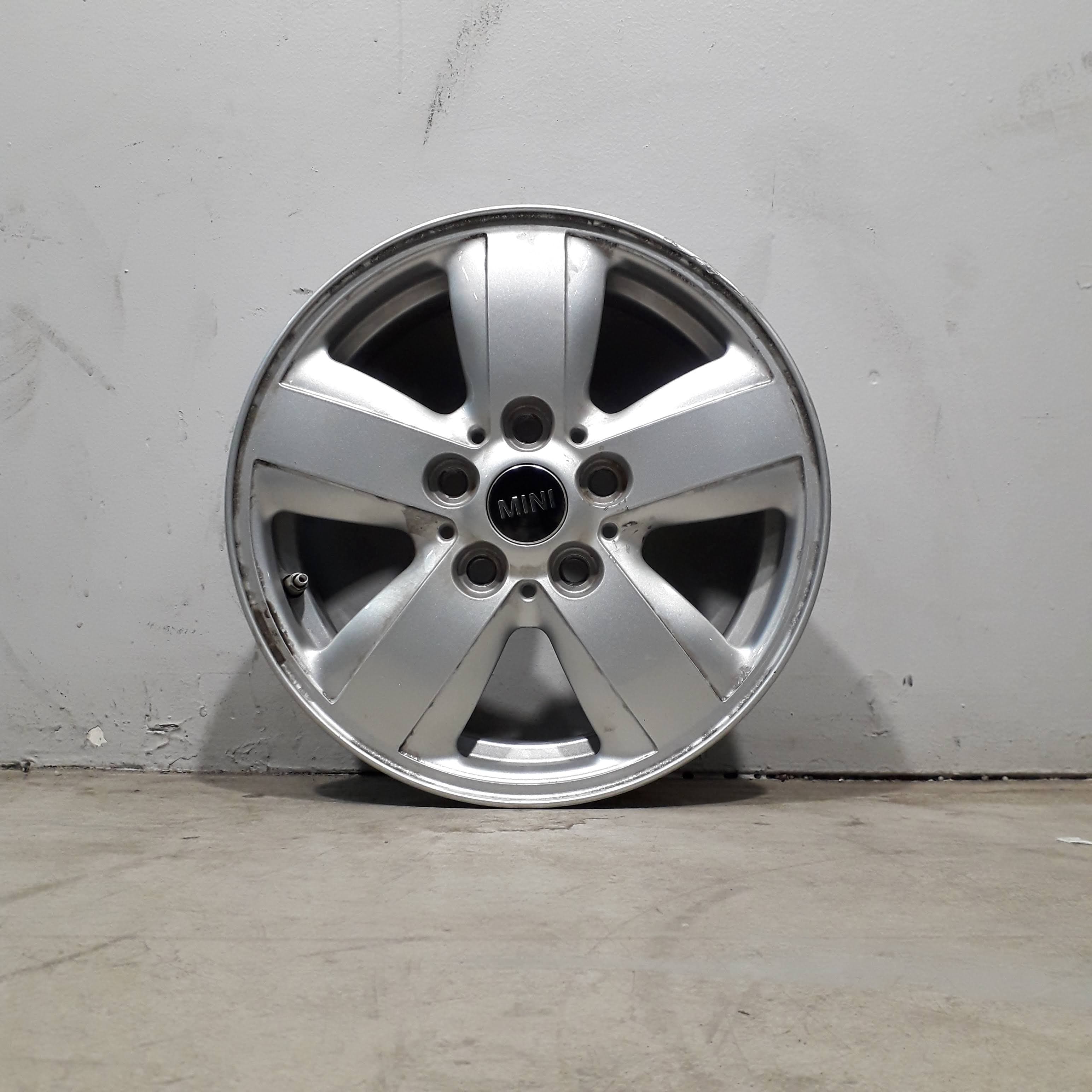 Second-hand rim from MINI ORIGINAL