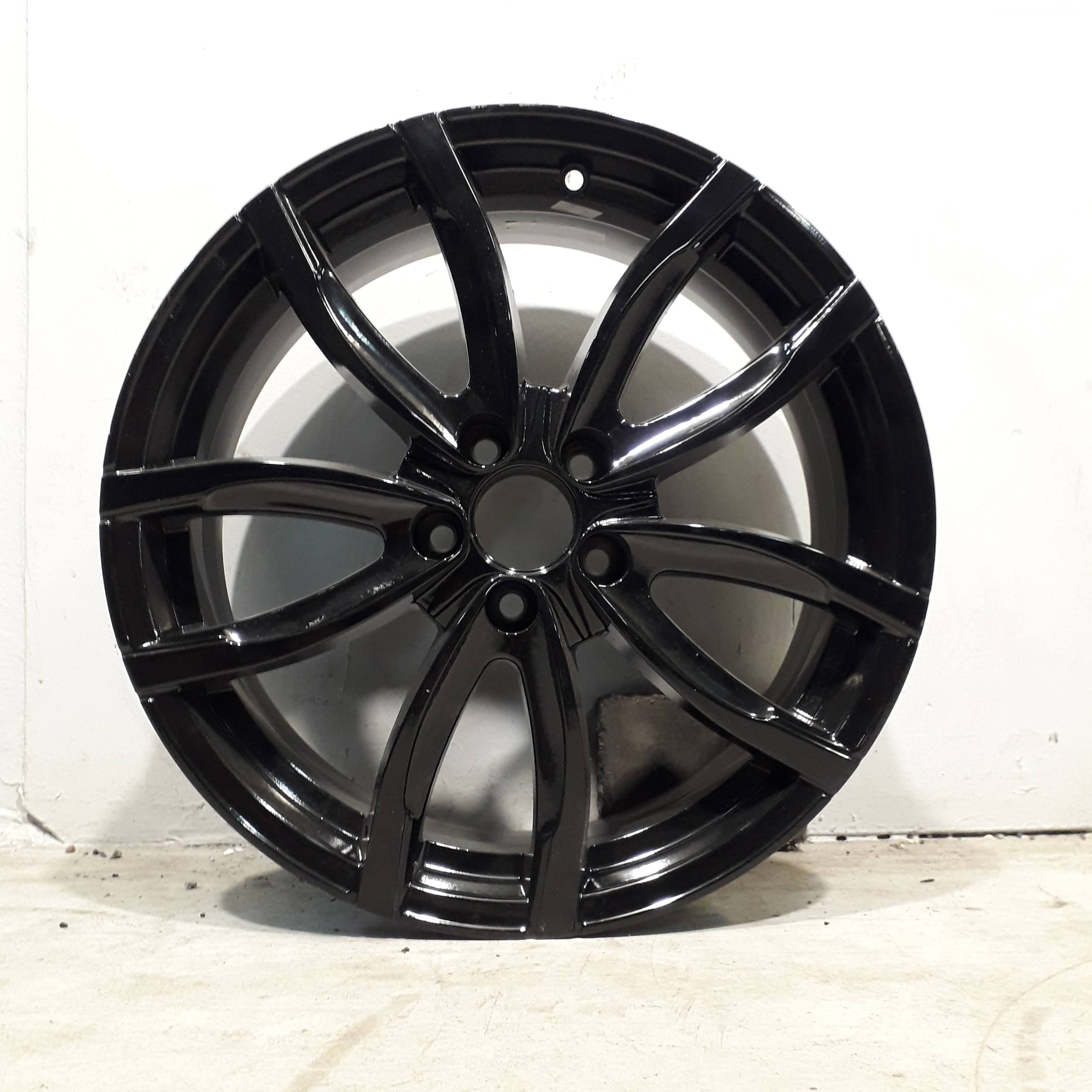 Second-hand rim from *