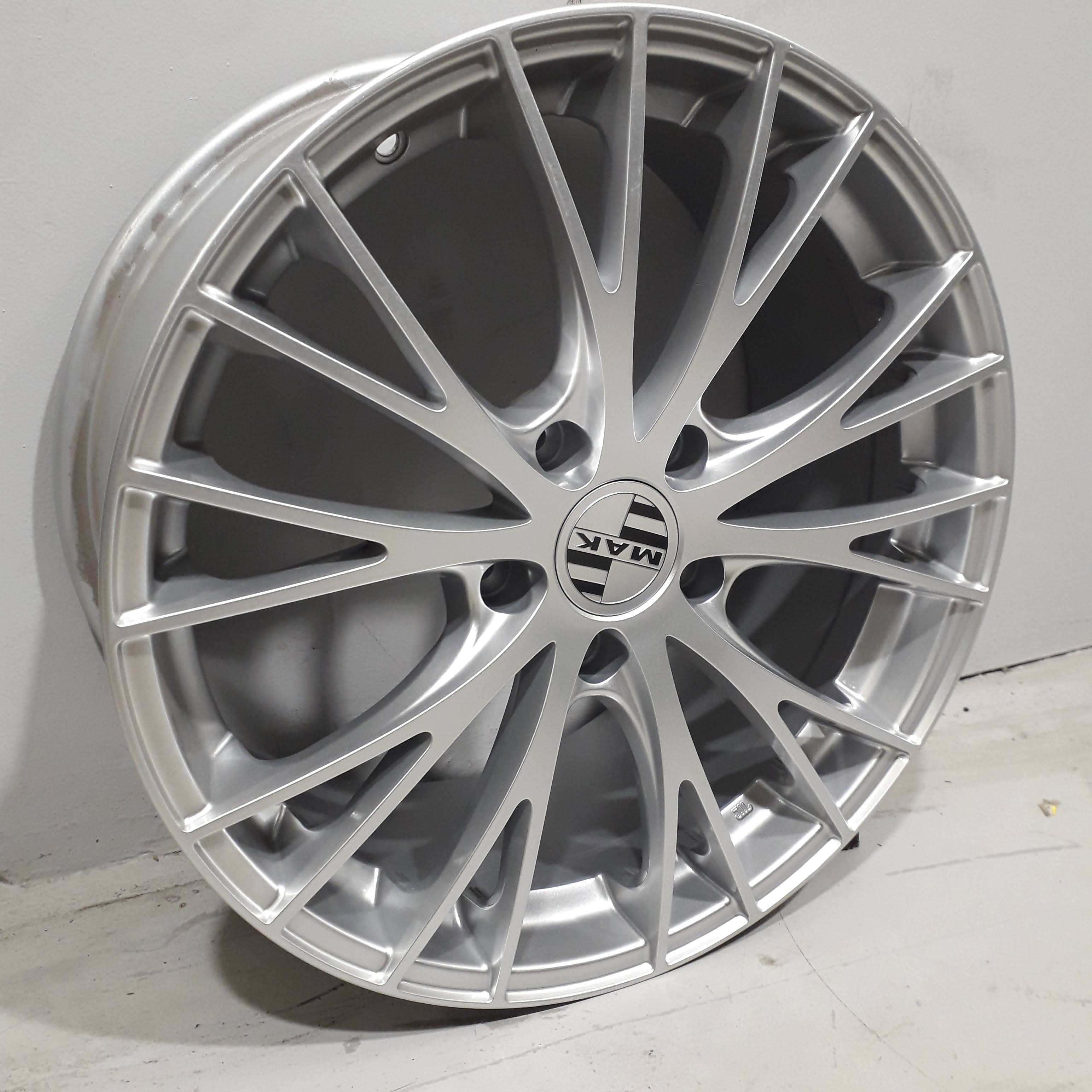 Second-hand rim from MAK